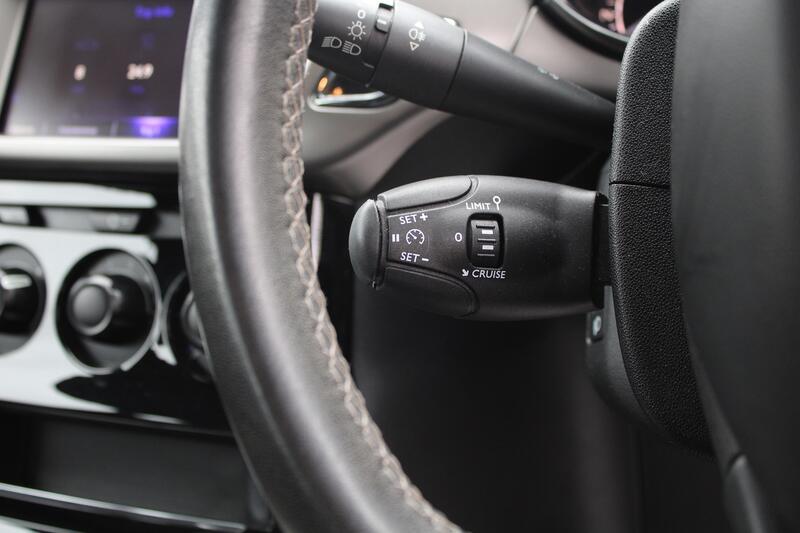 DS AUTOMOBILES DS 3