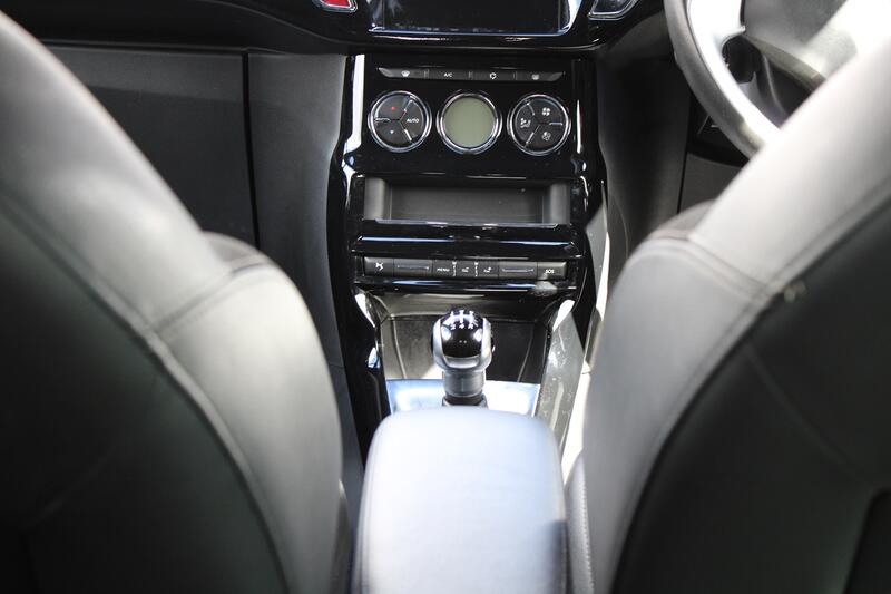 DS AUTOMOBILES DS 3